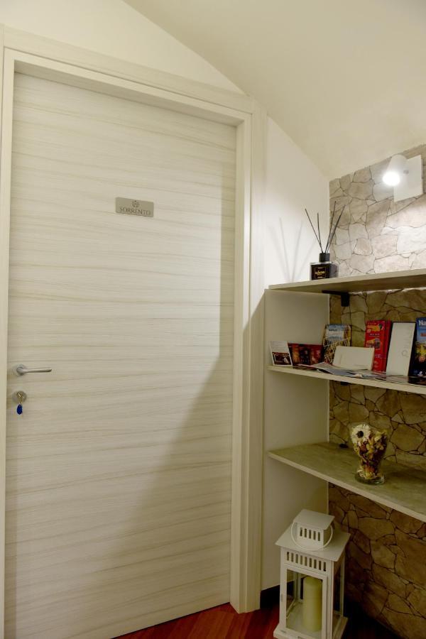 Montesantogroup Sorrento Room เนเปิลส์ ภายนอก รูปภาพ