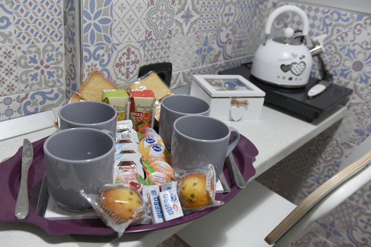 Montesantogroup Sorrento Room เนเปิลส์ ภายนอก รูปภาพ